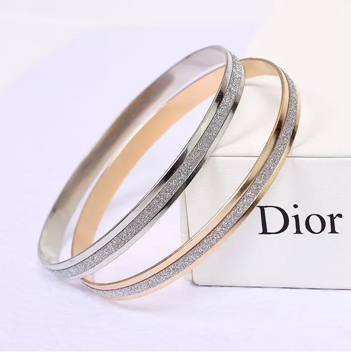 

2pcs/set Gold Silver Color Knot Heart Bracelet Bangle Girl Fashion Jewelry Alloy Round Pendant Chain & Link Bracelets for Women