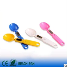 DHL 100 шт. цифровые мерные ложки со шкалой для приготовления пищи Кухонные весы инструменты/сыпучие продукты ЖК-дисплей 500 г/0,1 г