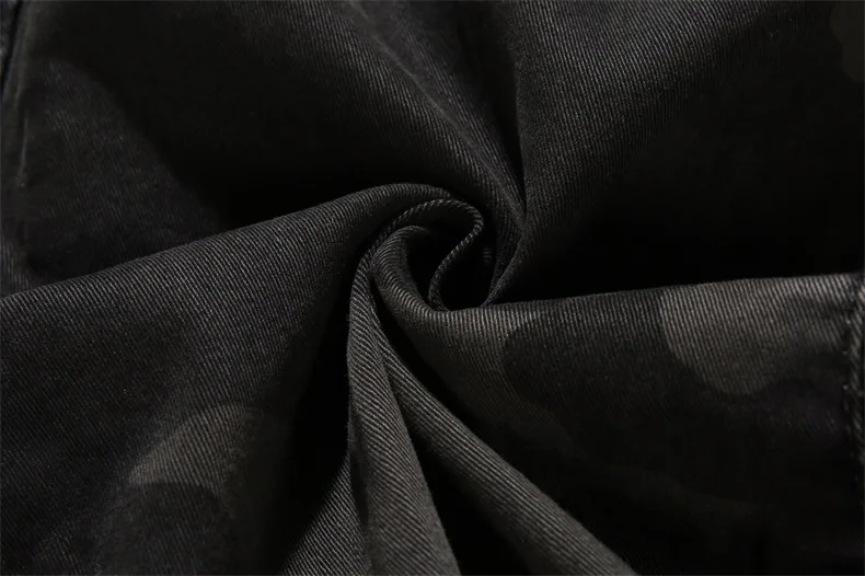 XS__6872