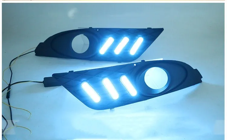 Светодиодные дневные хосветильник eOsuns для Ford focus 2007 с движущимися желтыми