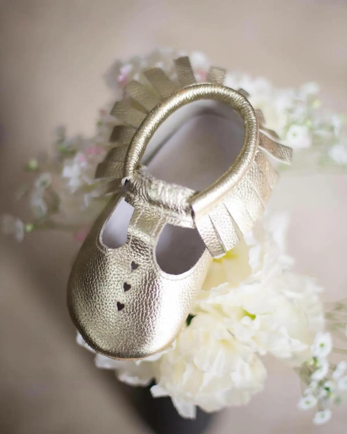 

Gold Cutout Genuine Leather Baby girl shoes heart Baby moccasins fringe first Walker Soft sole infant crib Shoes 0-18month