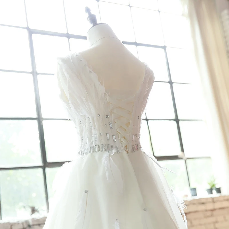 Robe de soiree Белое Бальное Платье на шнуровке платье-принцесса для выпускного вечера vestido de festa перо короткий букет Выпускные платья вечернее платье