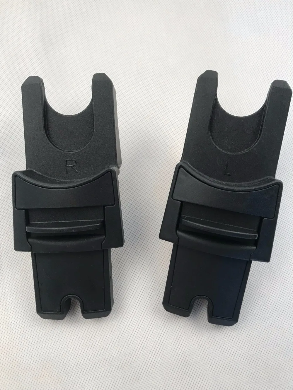 

POUCH F90 adapter used for install car seat on the stroller