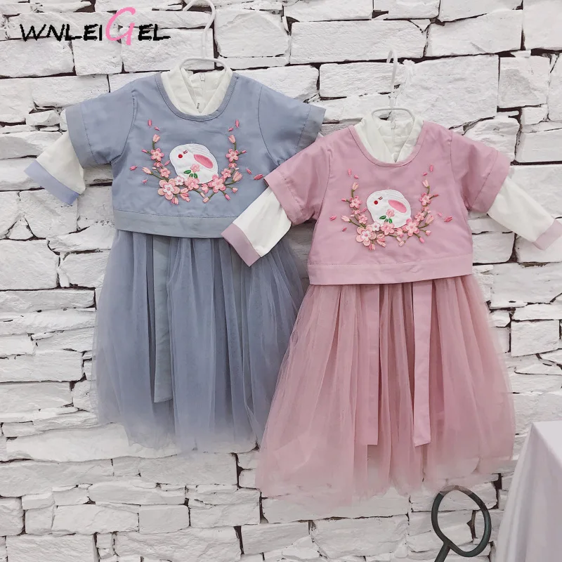 

2PCS WLG spring girls clothing set kids Chinese style vest and dress set floral pattern vest and patchwork dress