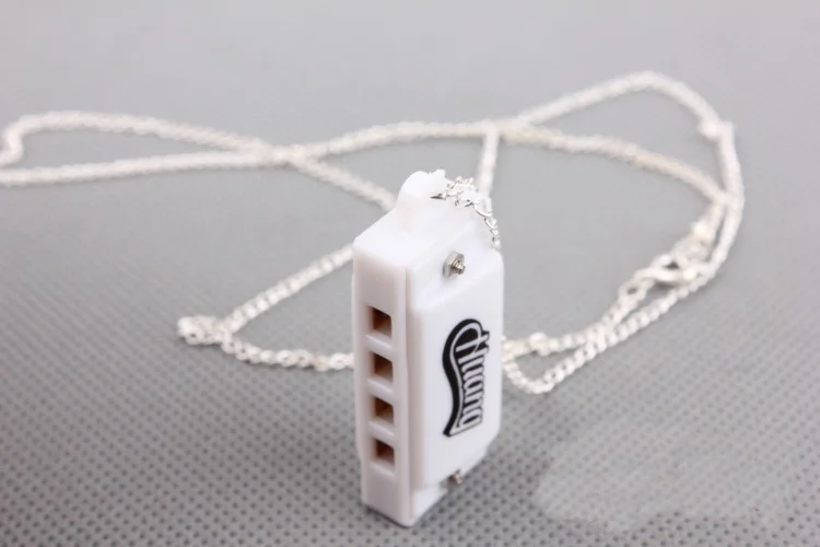 

Mini White Little Harmonica 4 Hole Small Key Children Learning & Exercising Type Plastic Educational Whistling Unisex