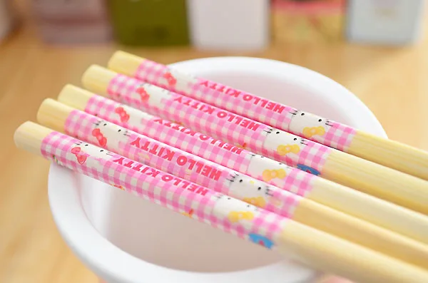 1 пара. Kawaii Kitty Cat натуральные бамбуковые палочки для еды, палочки для еды, деревянные цветные деревянные милые детские палочки для еды с героями мультфильмов