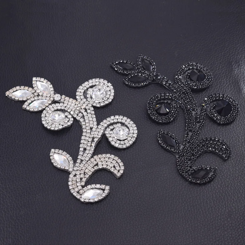 

2pcs/lot hot fix rhinestones patches for bridal dress sewing DIY Iron on crystal appliques for women clothing flower accessories