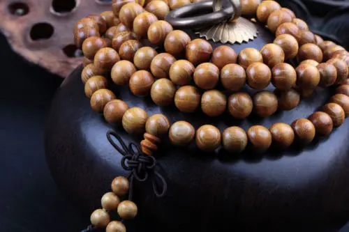 

8mm Tibetan Buddhism 108 Good Gold sandalwood Prayer beads Mala Necklace