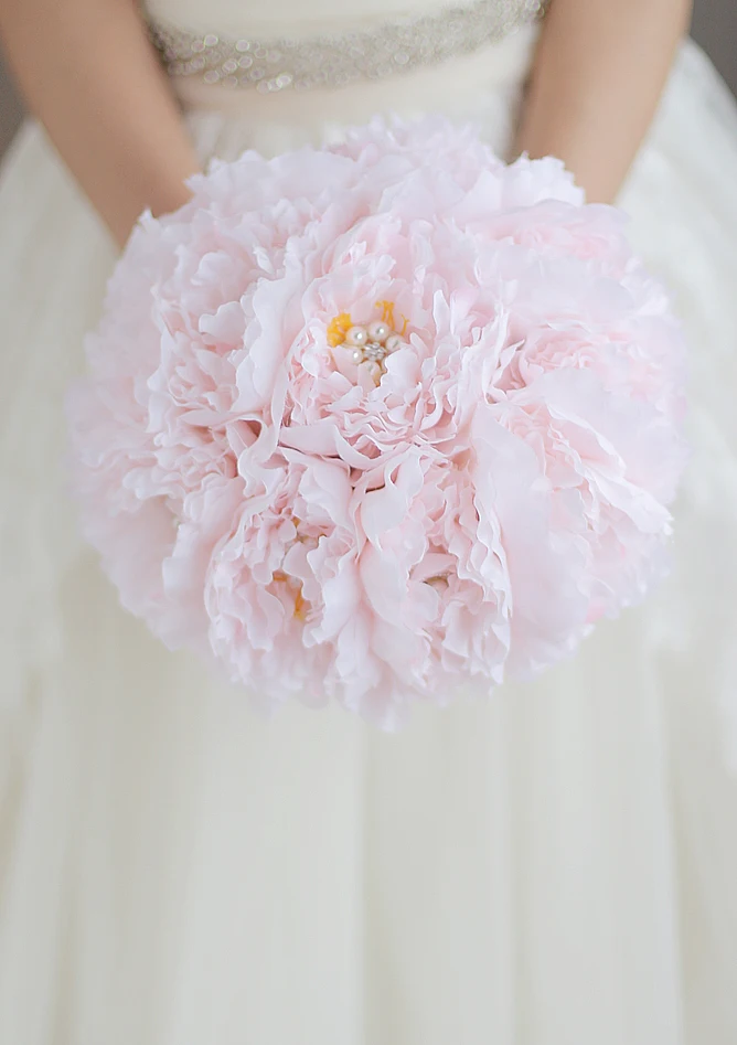 IFFO-high-end-custom-bride-brooch-bouquet-wedding-bouquet-bride-bride-bridesmaid-pink-peony-9-inch