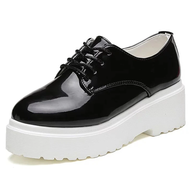 

Ladies Oxford Shoes Woman 2016 Flat Platform Patent Leather Creepers Lace-Up Black Casual Flats Women Shoes