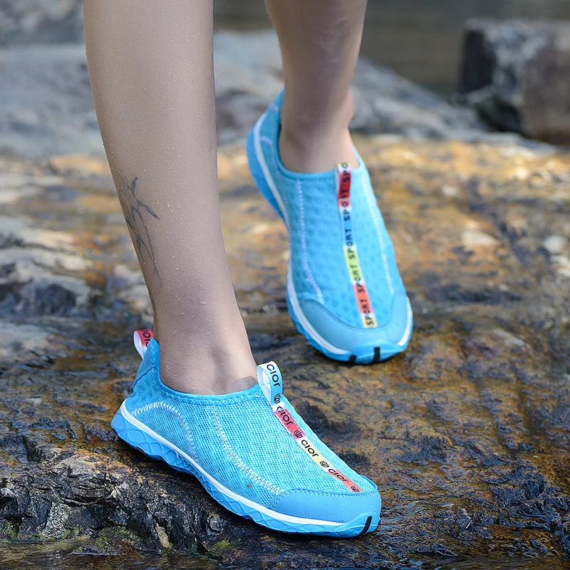 

Unisex Adults Breathable Mesh Beach Water Shoes Quick Drying Slip On Sports Aqua Shoes Outdoor Trekking Athletic Sneakers