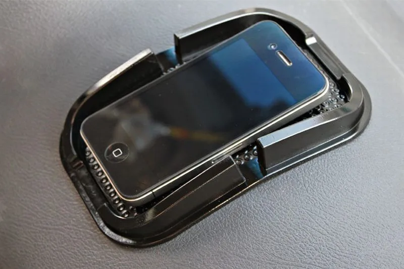 Автомобильный Противоскользящий коврик-накладка, универсальный для gps мобильного телефона Iphone 4 5 Iphone 5S, Смартфон samsung Galaxy S2 S3 S4 Note