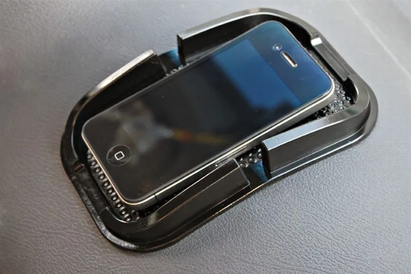 Anti-Slip Mat Auto Car Pad Holder Gadget Cell Phone Stand Universal Car Dashboard Sticky Pad For iPhone 3GS 4 4s 5 5S 5C Samsung-2 (2)