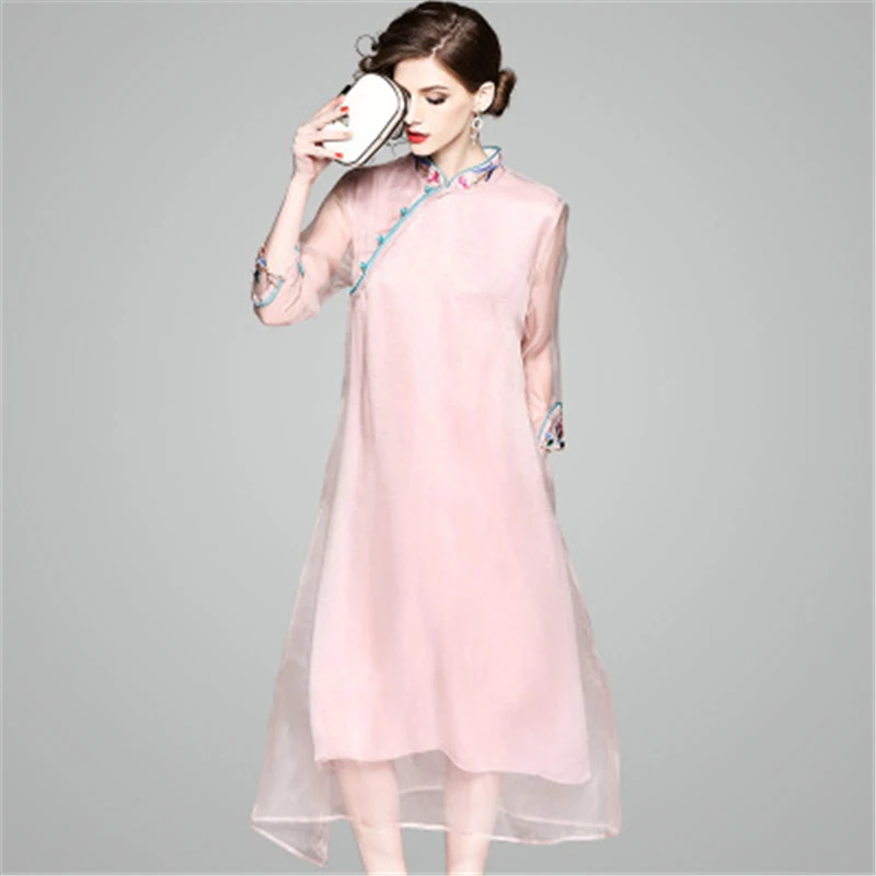 

Big Size Summer Dress Chimese Style Embroidery Female Dress Long Sleeve Women Cheongsam V-neck Sexy Large Size Formal Dress J666
