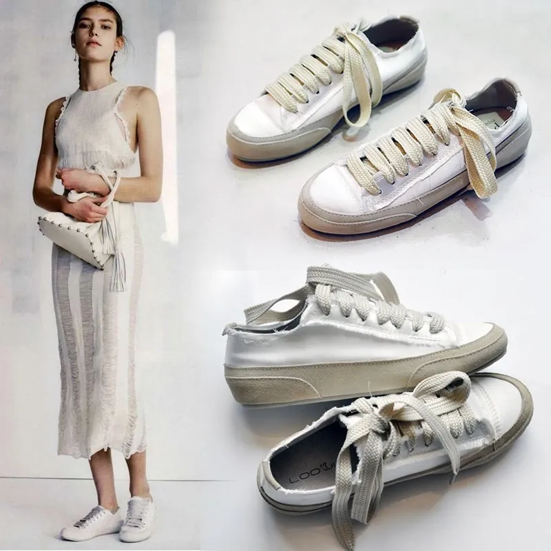 

2018 new silk satin silk canvas shoes Korea old shoes flat white shoes female