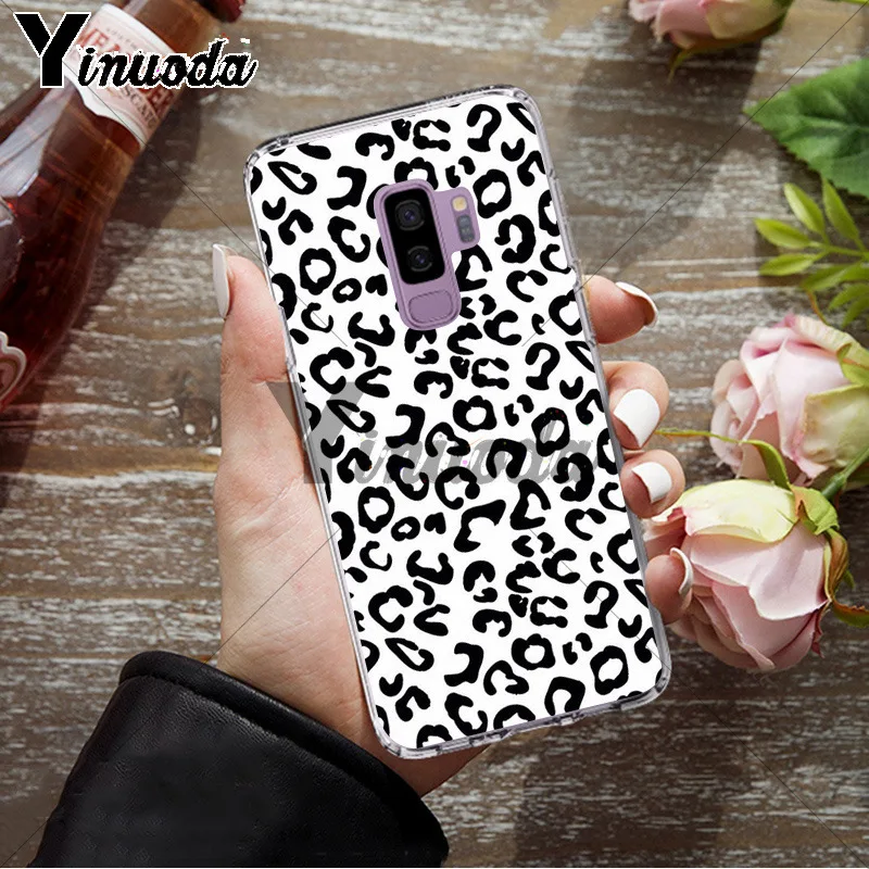 giraffe leopard tiger zebra Wild Print 