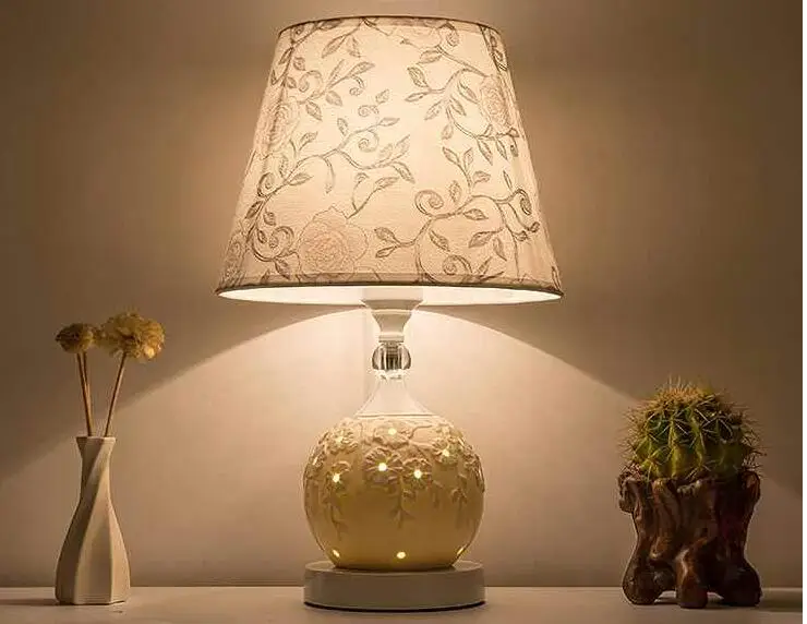 Nordic modern simple remote control ceramic romantic bedroom creative