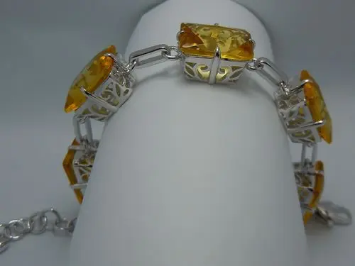 

Free delivery service delivery Victorian amazing rectangular yellow crystal 925 silver bracelet