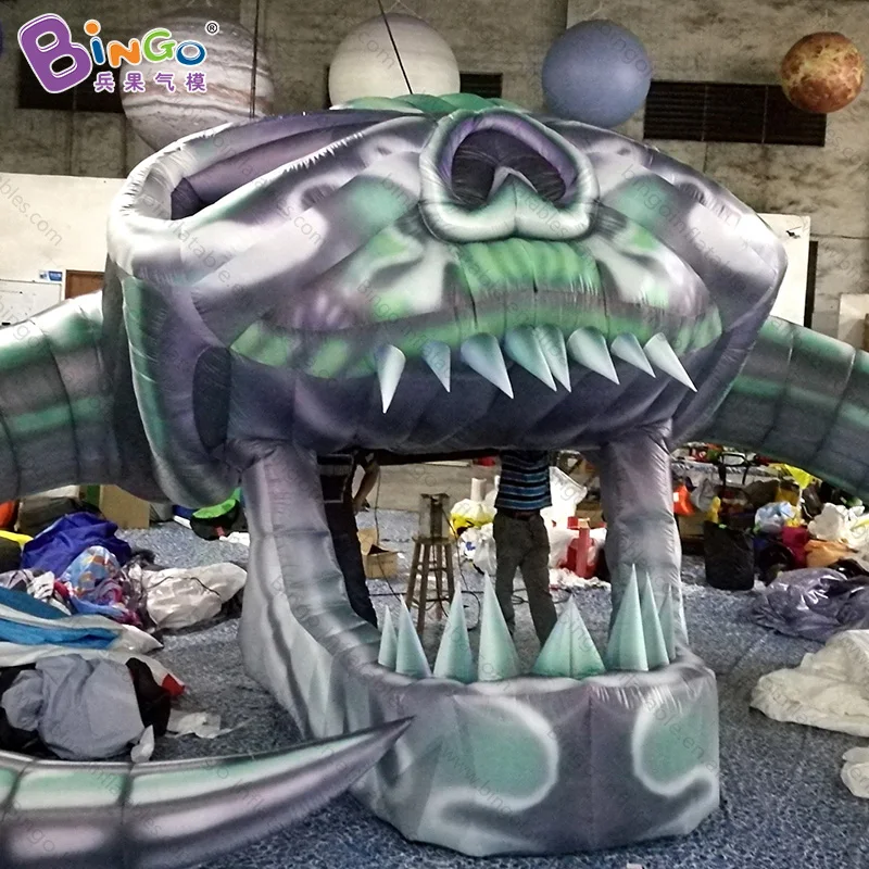 

Customized 8 meters inflatable giant skull model high quality digital printed blow up skull replica for decoration toys