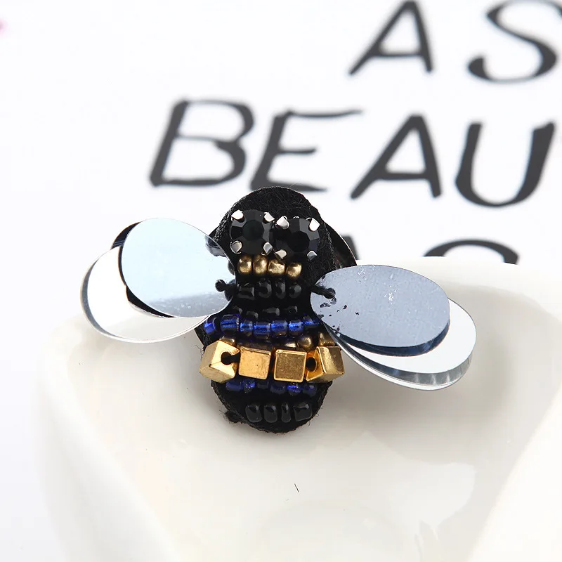 4475000831_256057990