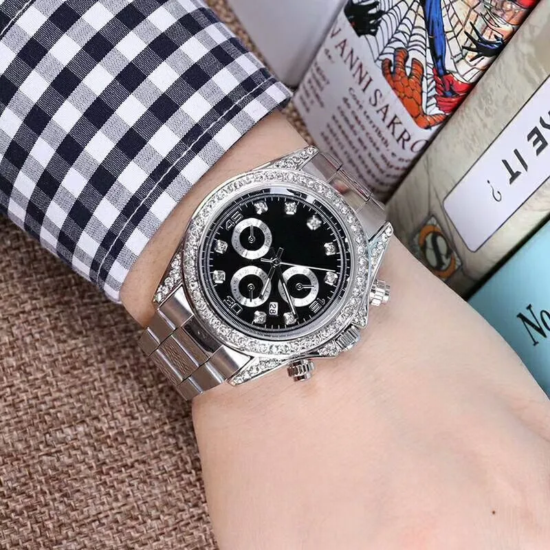 

44MM mens Quartz clock Luxury Brand fashion Black Dial With Calendar Bracklet Folding Clasp Master Male giftluxury Mens Watches