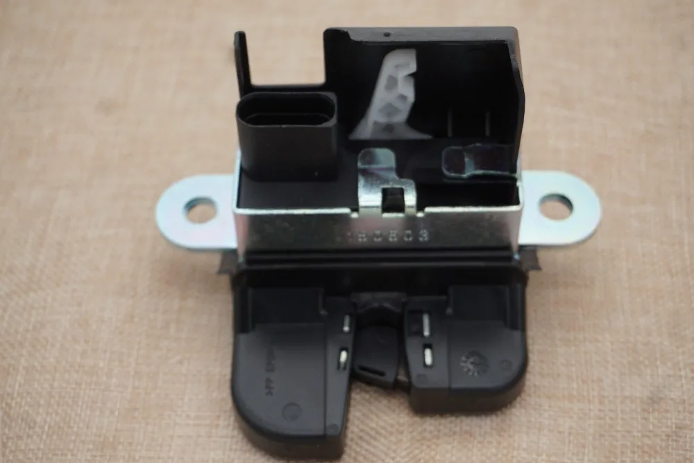 

For VW Golf 5 6 GTI Golf R For PASSAT New POLO TIGUAN Trunk Lock Block Rear Trunk Lid Lock Latch 5K0827505A 5ND827505 6RD827505