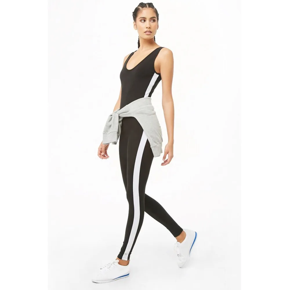 10679512185_1601433693