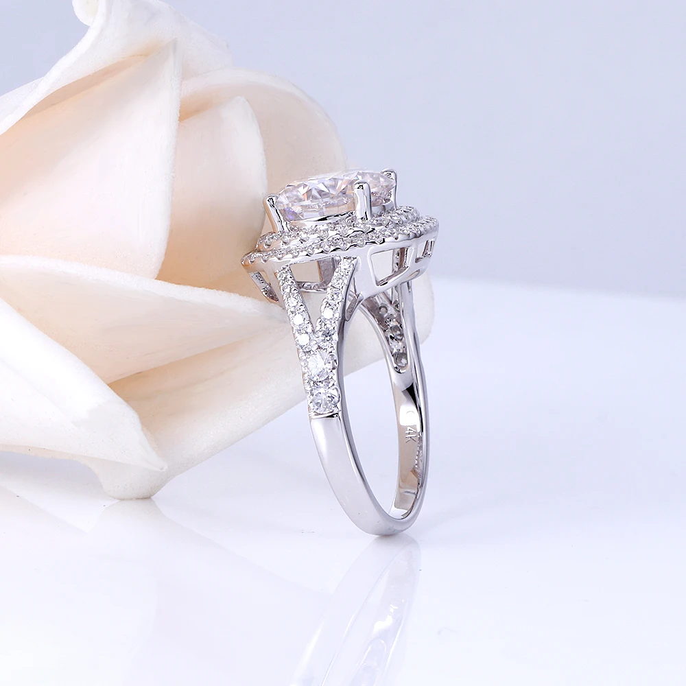 moissanite-engagement-ring (3)