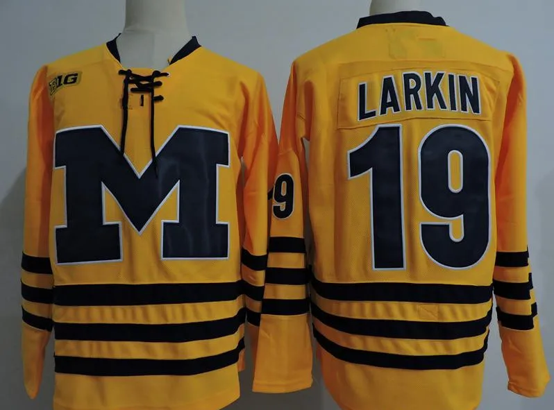 

Michigan Wolverines #19 Dylan Larkin throwback MEN'S Hockey Jersey Embroidery Stitched Customize any number and name