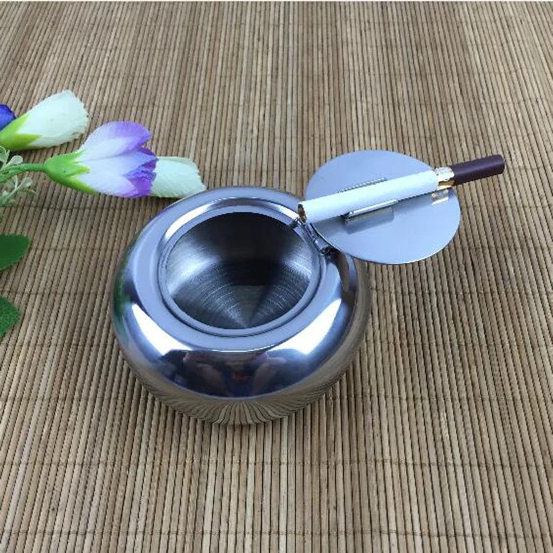 Stainless Steel Drum Shape & Lid Ashtray with Cover Ashtray Car Ashtray