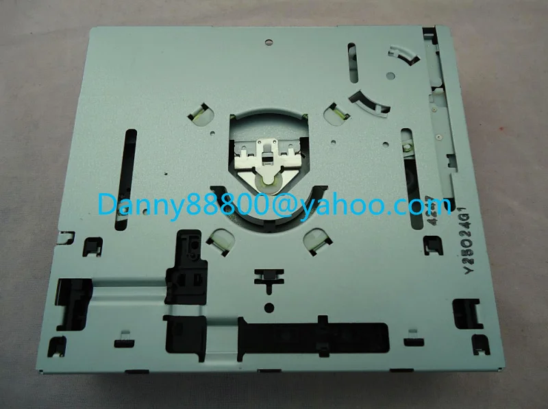 panasonic CD E2688 mech'.jpg