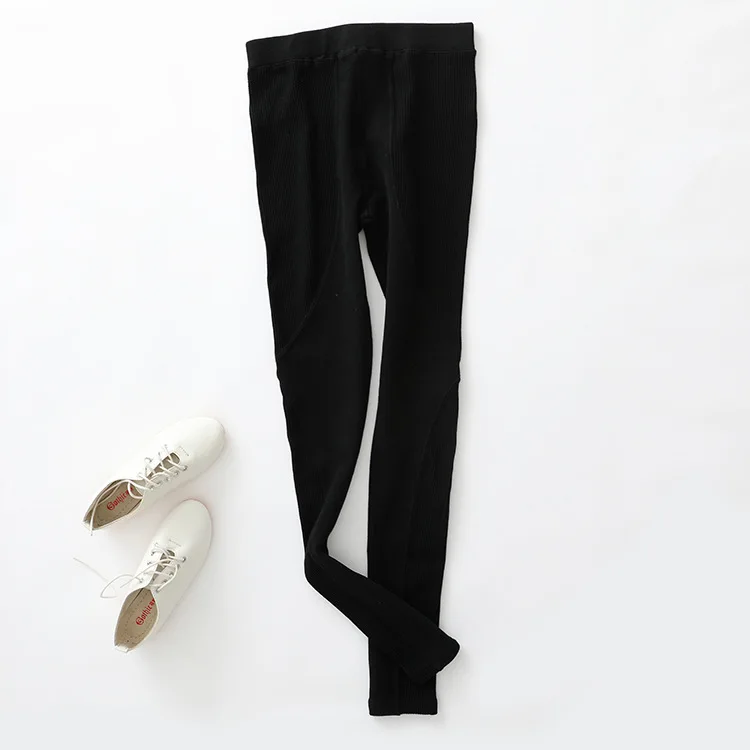 4632566243_1048979937