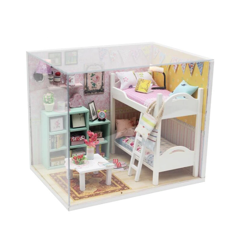YunNaSi diy doll house Miniature Dollhouse Dust Cover 3D Wooden toys for children miniaturas para casa de munecas dollhouse kit