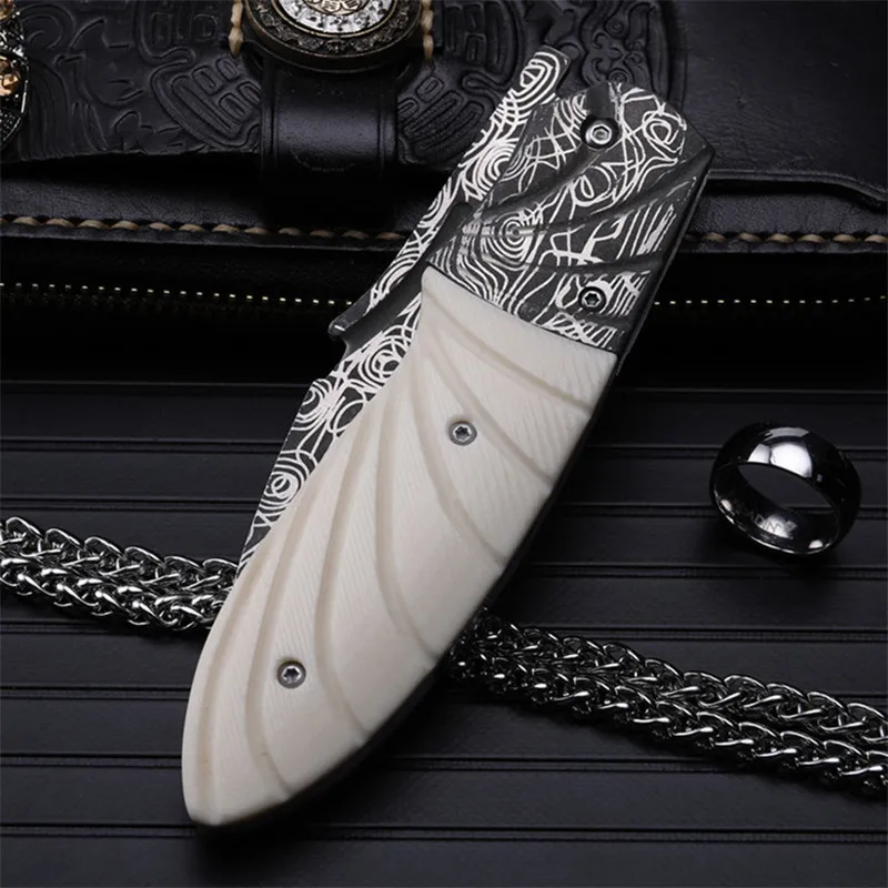 2017 new outdoor folding knife self-defense wilderness survival hardness with knife knife knife knife wild fruit knife claws