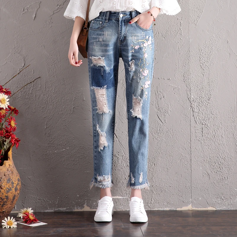 

Women Fashion High Waist Loose Floral Embroidery Denim Jeans Female Ripped Hole Harem Pants Trousers Boyfriend Jeans For Women