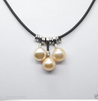 

Jewelr 004979 4pc Three Beads Natural 7-8mm Pink Freshwater Pearl 18KGP Pendant Necklace