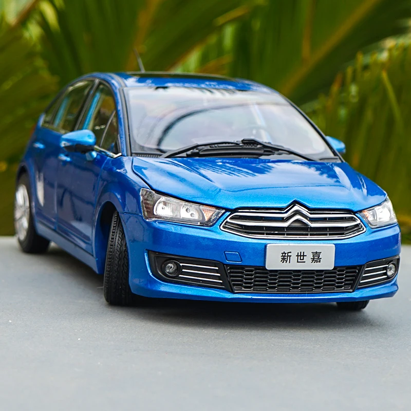 1:18 Citroen C четыре 2012 хэтчбек литая модель автомобиля из сплава игрушка подарок