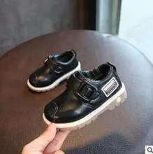 2018 Criança Meninos Sapatos de Desempenho Sapatos de Couro Fundo Macio Primavera botas Curtas Martin Botas de Estilo Inglês Cavalheiro Do Bebê Sapatas Dos Miúdos