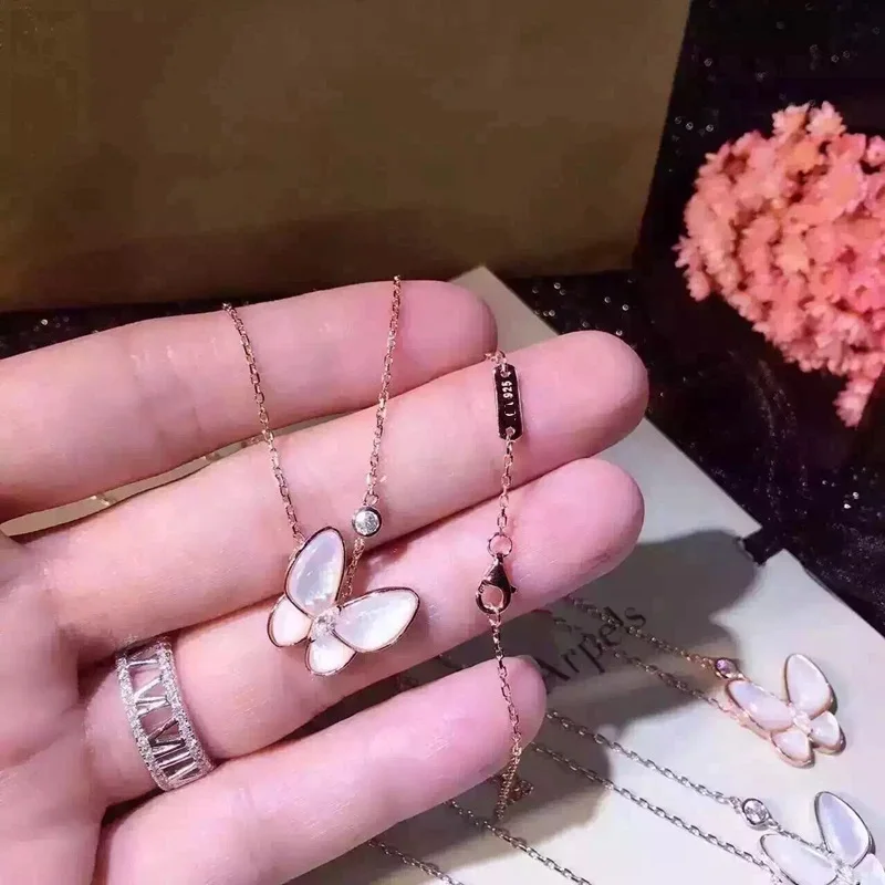 

BLH24 Cute Shell Eye Stone AAA Zircon Butterfly Collar Necklace 925 Sterling Silver Necklace Clover Party OL Wedding Jewelry
