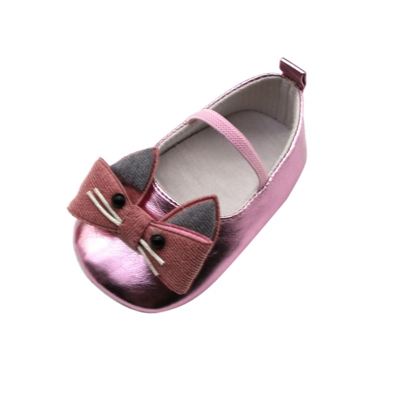 Милая обувь с закрытым носком и рисунком кота для маленьких девочек; Повседневная дышащая обувь на мягкой подошве; нескользящая обувь; кожаная обувь принцессы