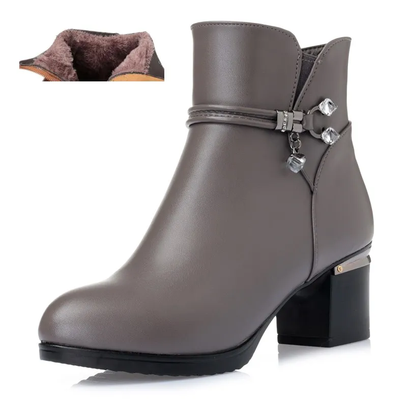 AIYUQI зимние шерстяные женские ботинки зимние ботинки из натуральной кожи Теплые ботильоны на толстой подошве женские ботинки размера плюс 35-43 - Цвет: gray Fluff