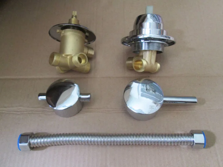 Латунный душевой смеситель кран отдельный + труба на солнечных батареях ...