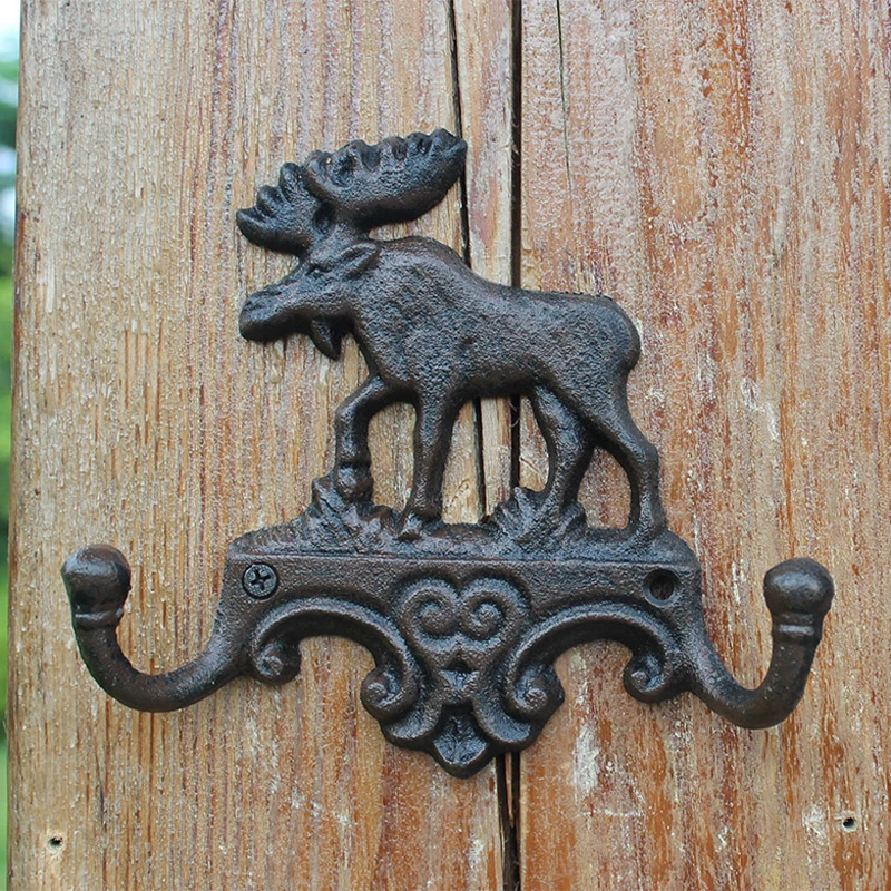 Vintage Reindeer Walking On Lawn Cast Iron Wall Hook With Two Hangers European Home Garden Decor Xmas Metal Hooks | Дом и сад