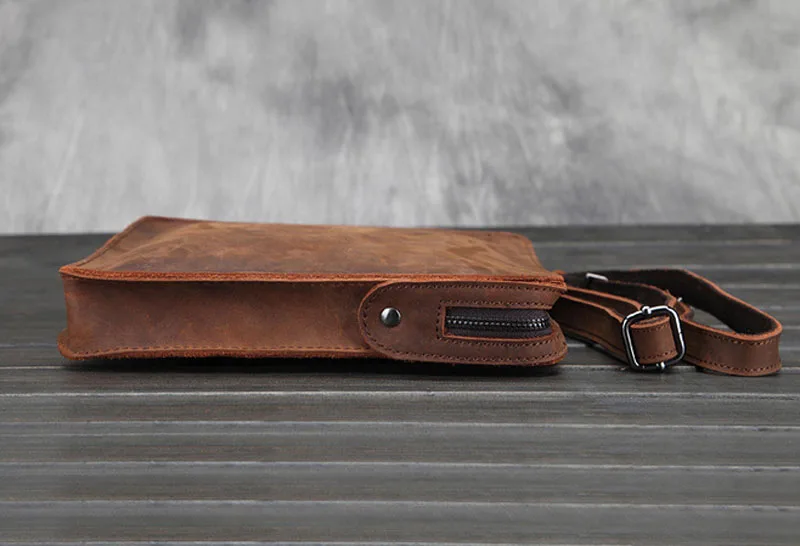 BL037Brown09