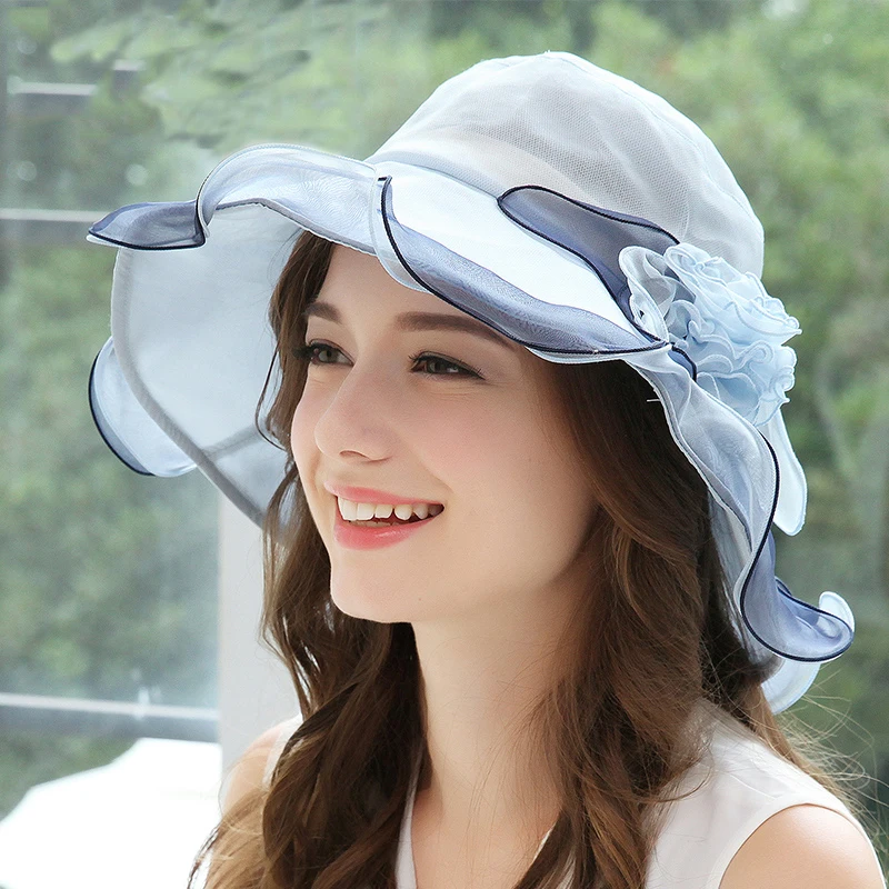 6 woman sun hat
