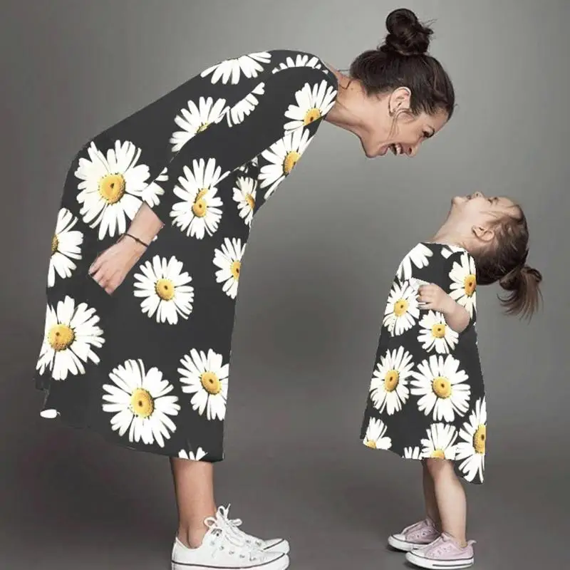 

Spring Fashion Family Matching Mother Daughter Kids Clothes Floral Print Princess Winter Dresses Mom And Kids Family Autumn Look