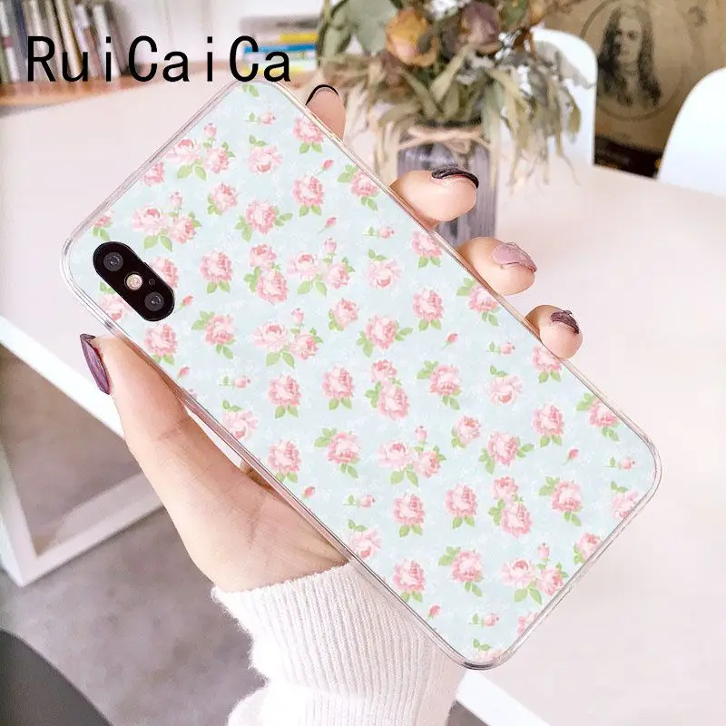 Fresh green small floral