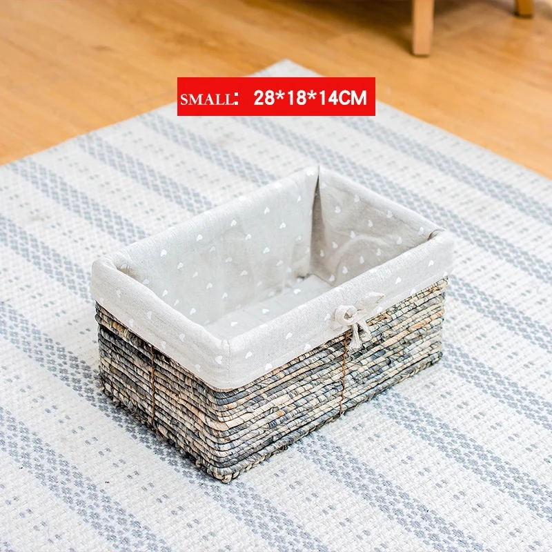 Gift basket corn husk woven storage for sundries table snack food straw baskets storage boxes with fabric lining living room use
