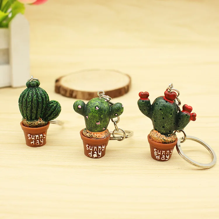 

Creative Simulation Mini Plant Potted Cactus Resin KeyChain