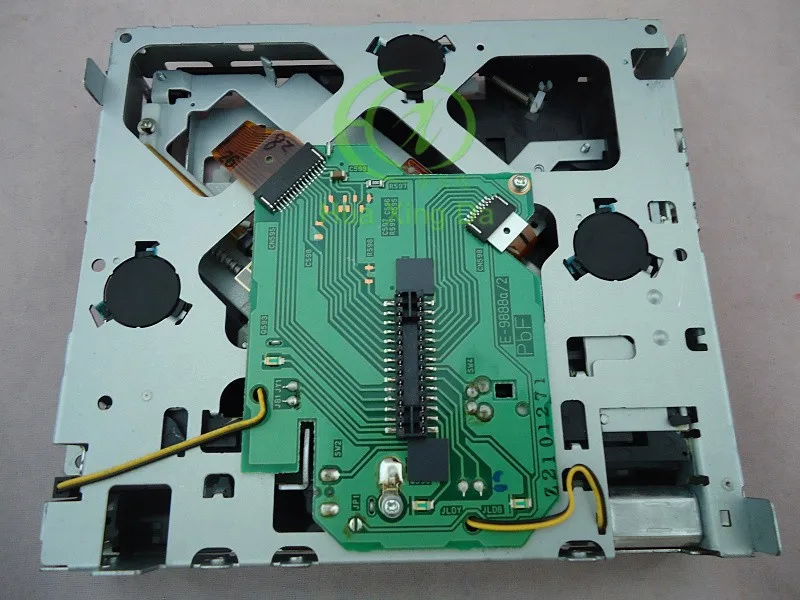 matsushita single CD loader mechanism for GMC  (2)